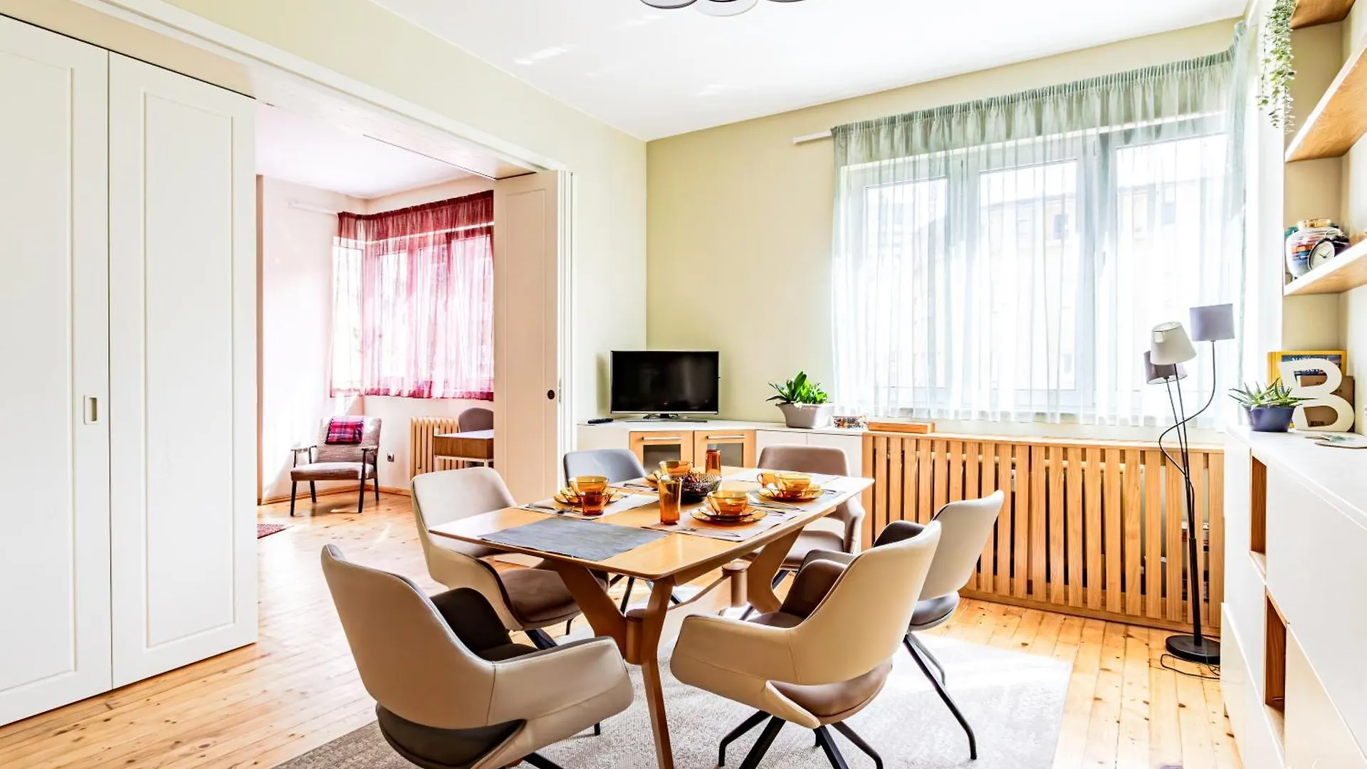 Luxury And Spacious Apartment At The Hearth Of The City Sofia